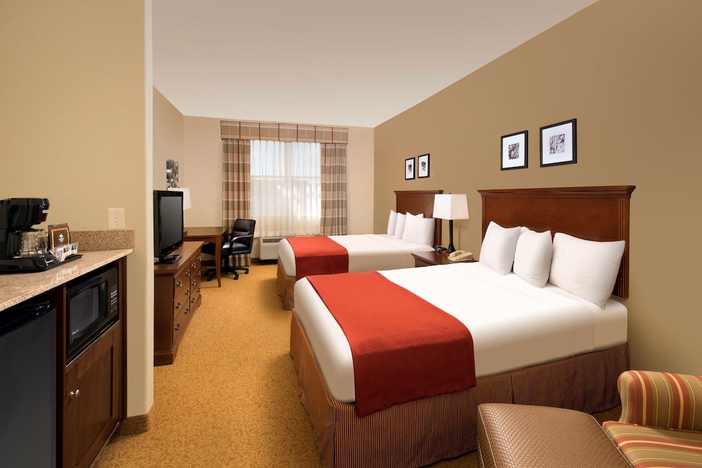 Country Inn & Suites by Radisson, Humble IAH East 8/31