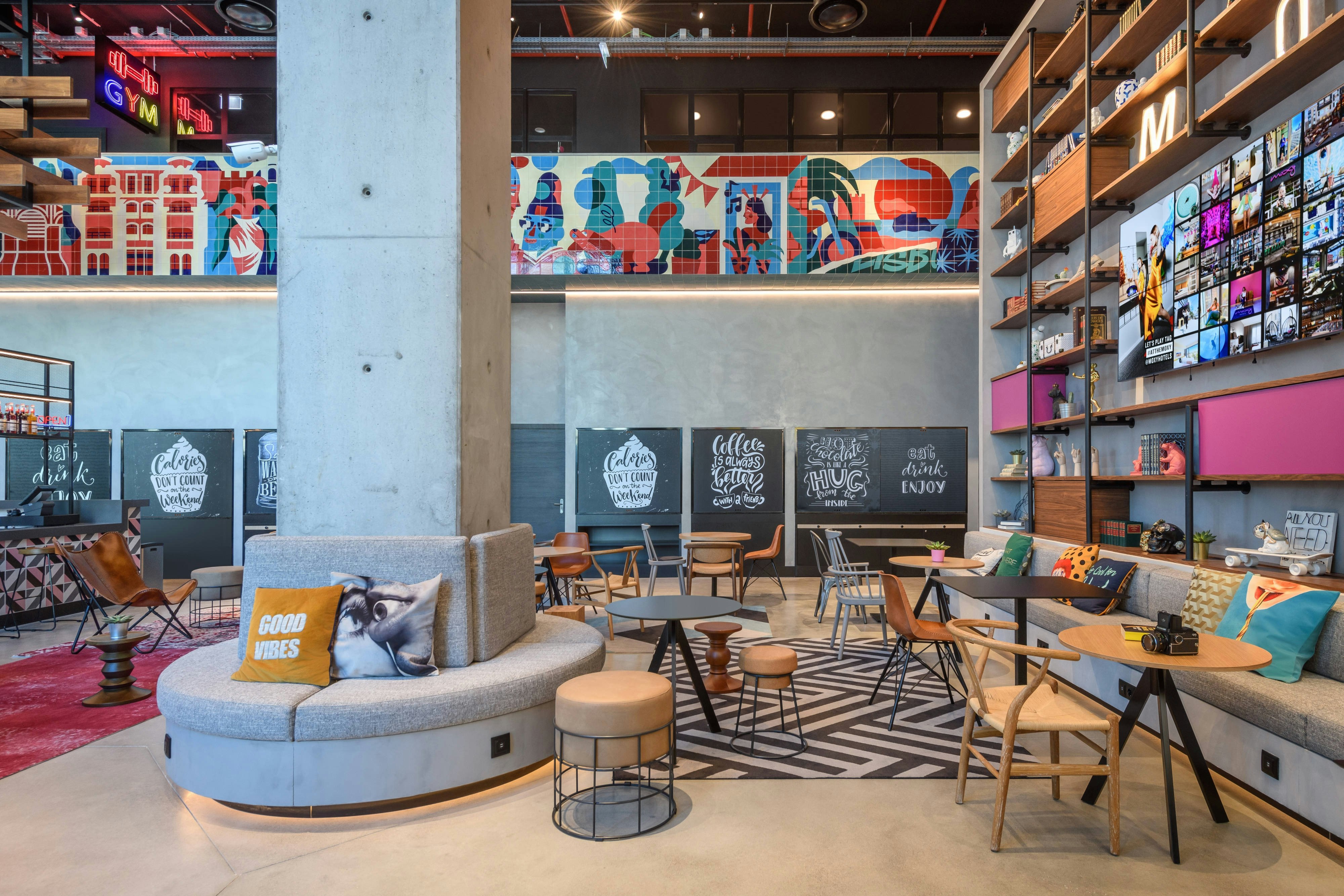 Moxy Lisboa Oriente 8/19