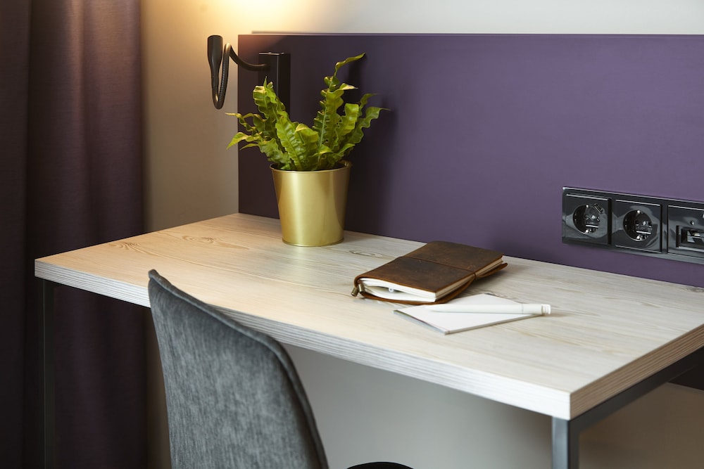 Holiday Inn - the niu, Air Frankfurt Messe by IHG 10/50