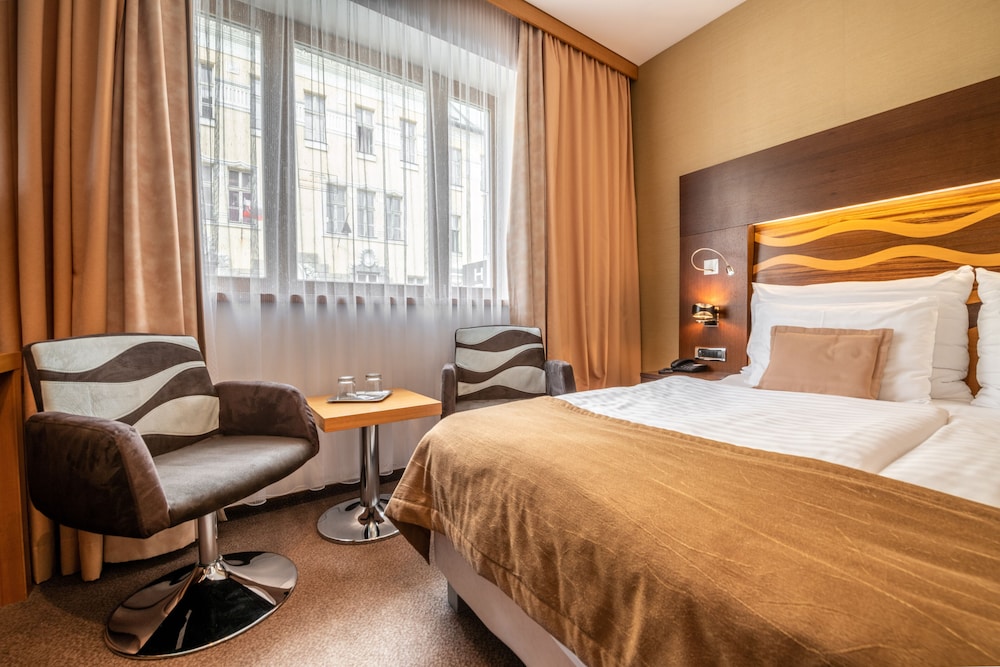 Danubia Gate Hotel 19/70