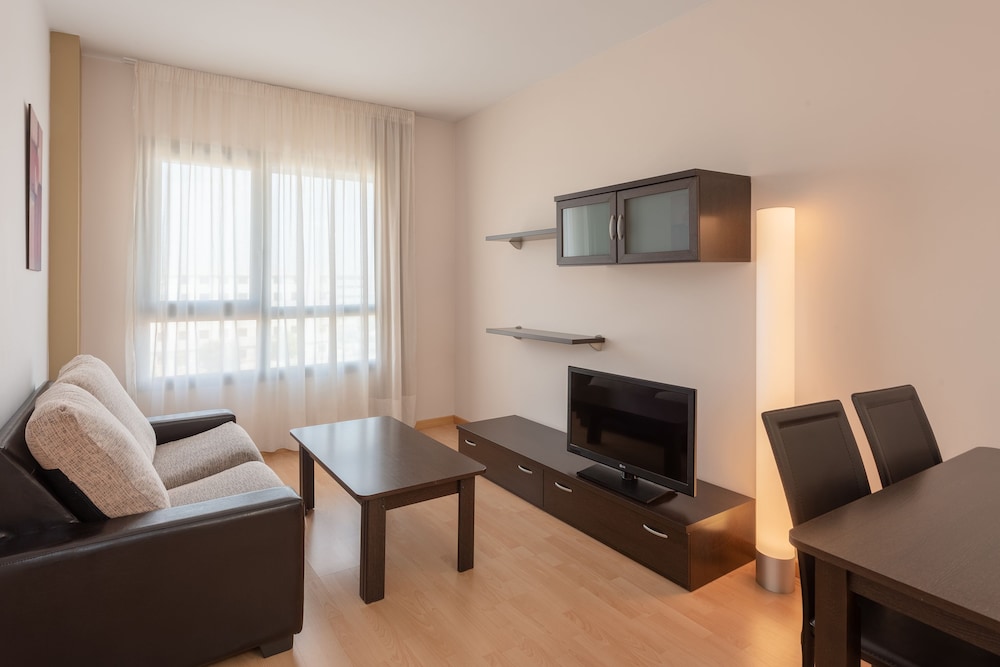 Madrid Airport Suites Affiliated By Melia 30/67