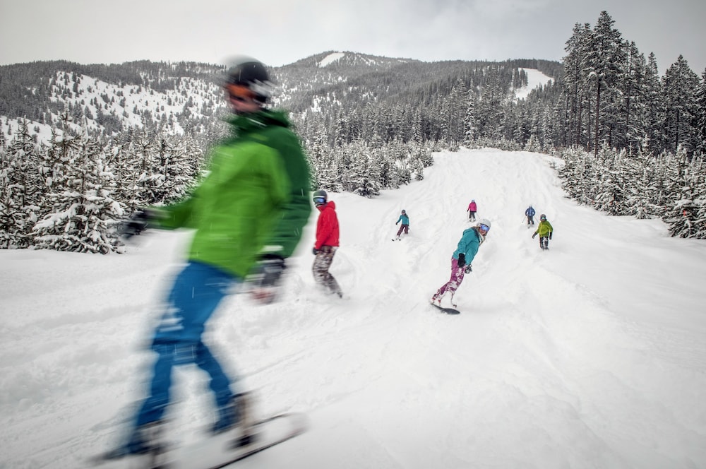 Panorama Mountain Resort Pine Inn 25/57