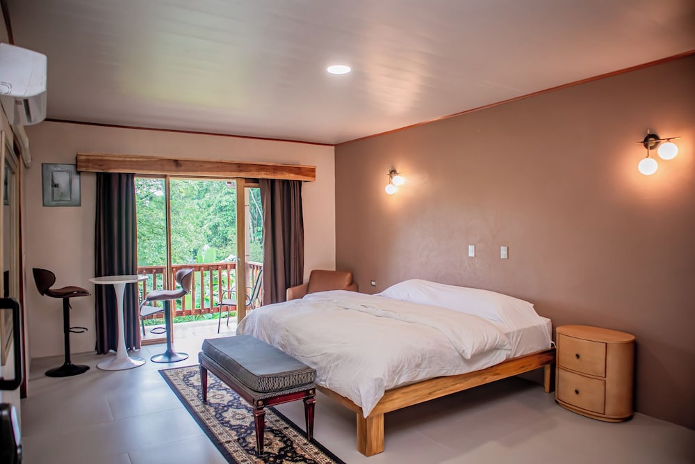 Hotel Del Bosque 12/41