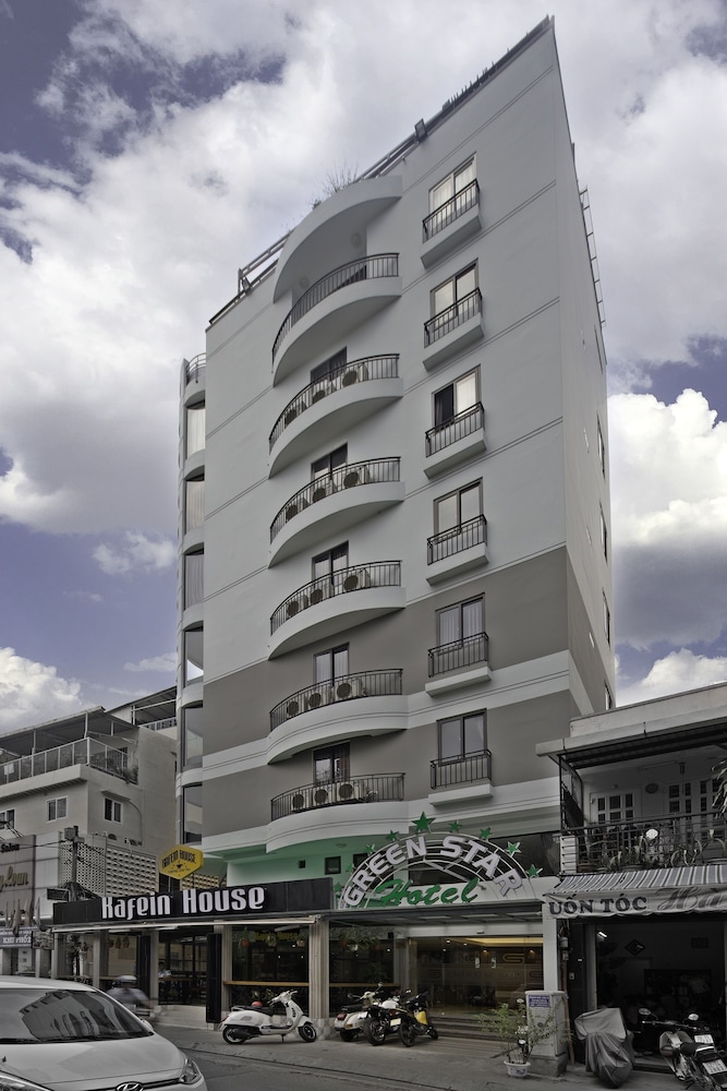 Green Star Hotel photo1