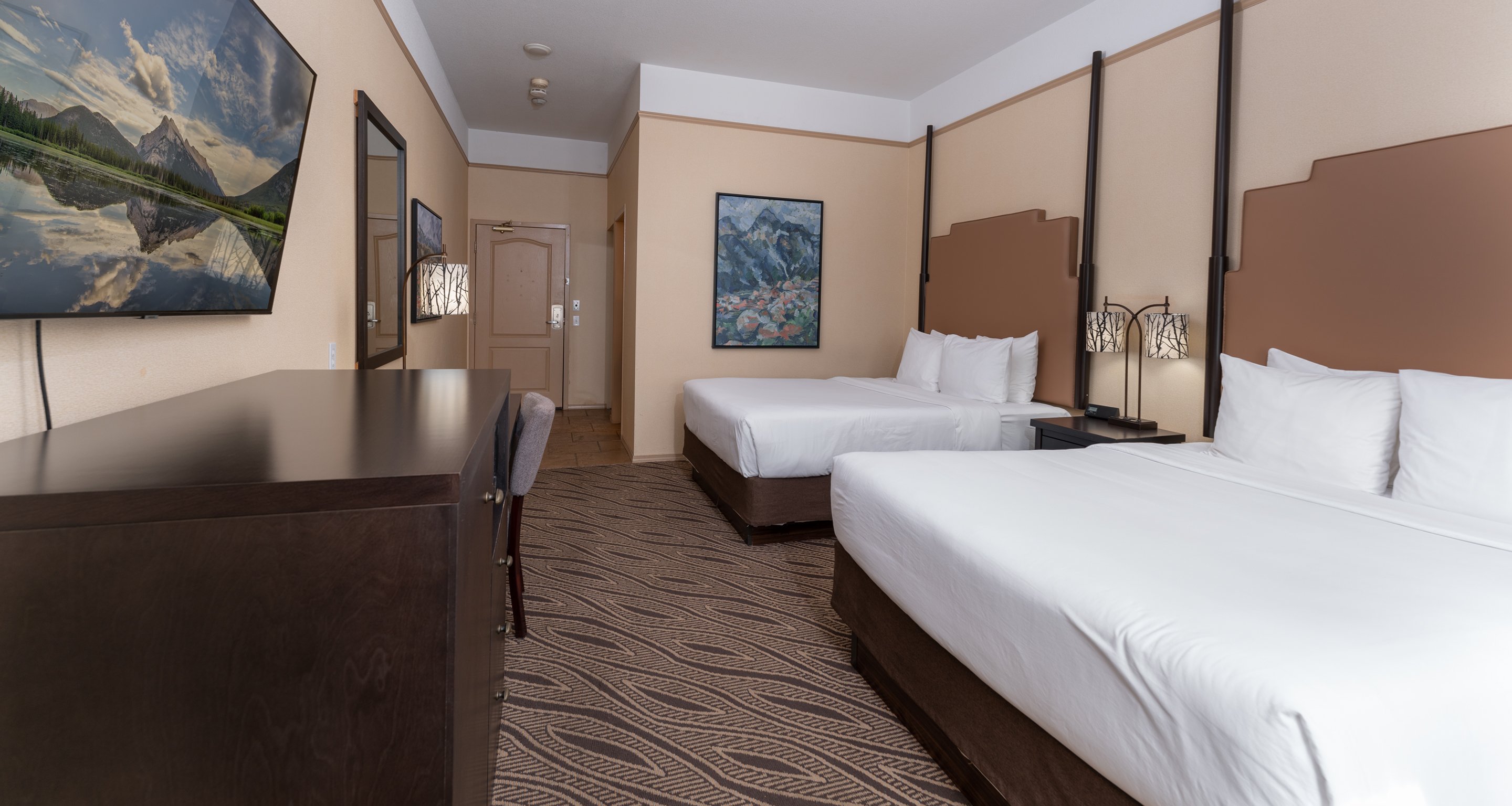 Prestige Inn Golden 24/67