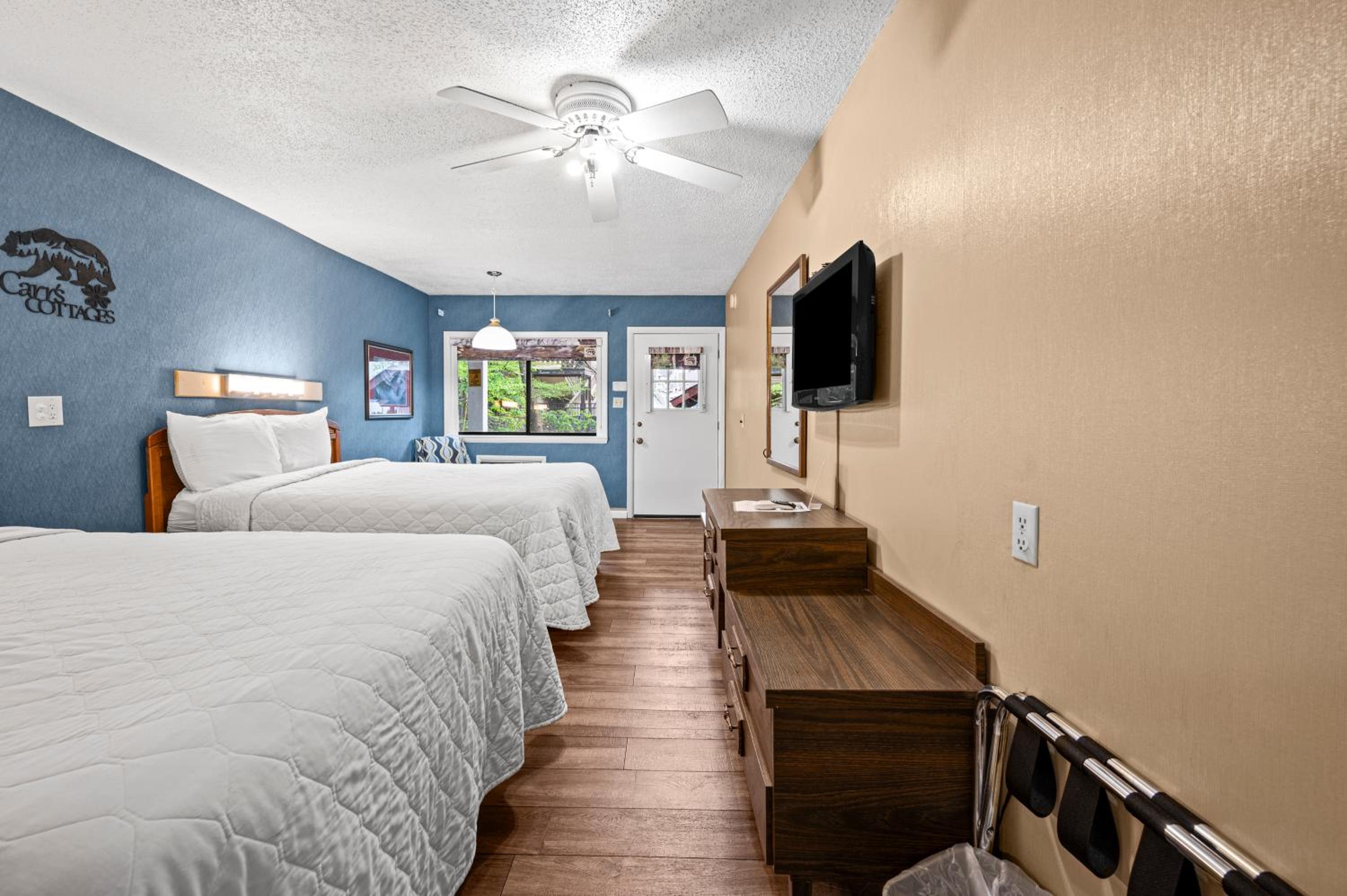 Deluxe, Double Bed, Balcony or Patio