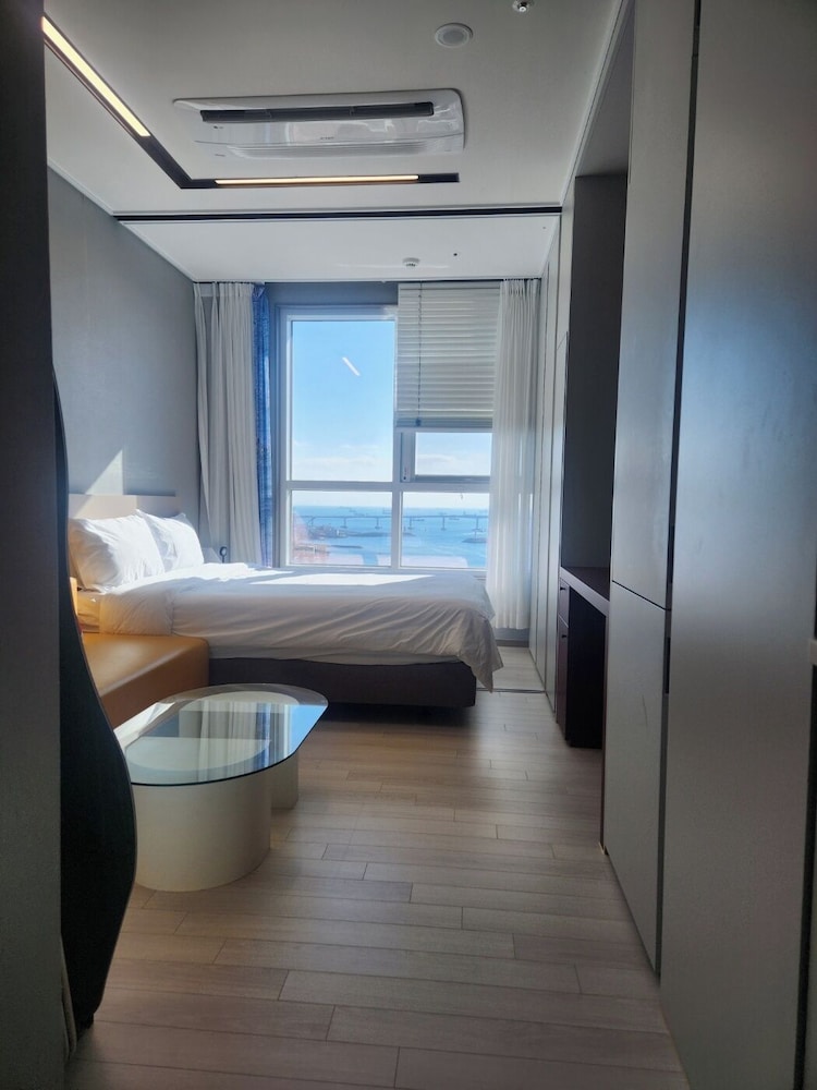 The Bayment Residence 17/50