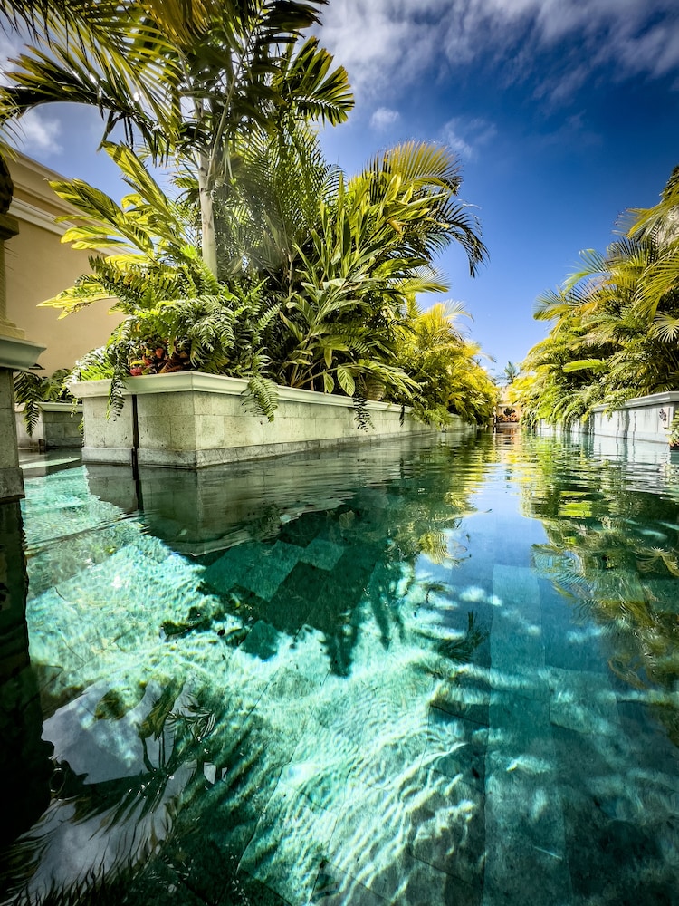Royal River Luxury Hotel (Adults Only +16) 68/75