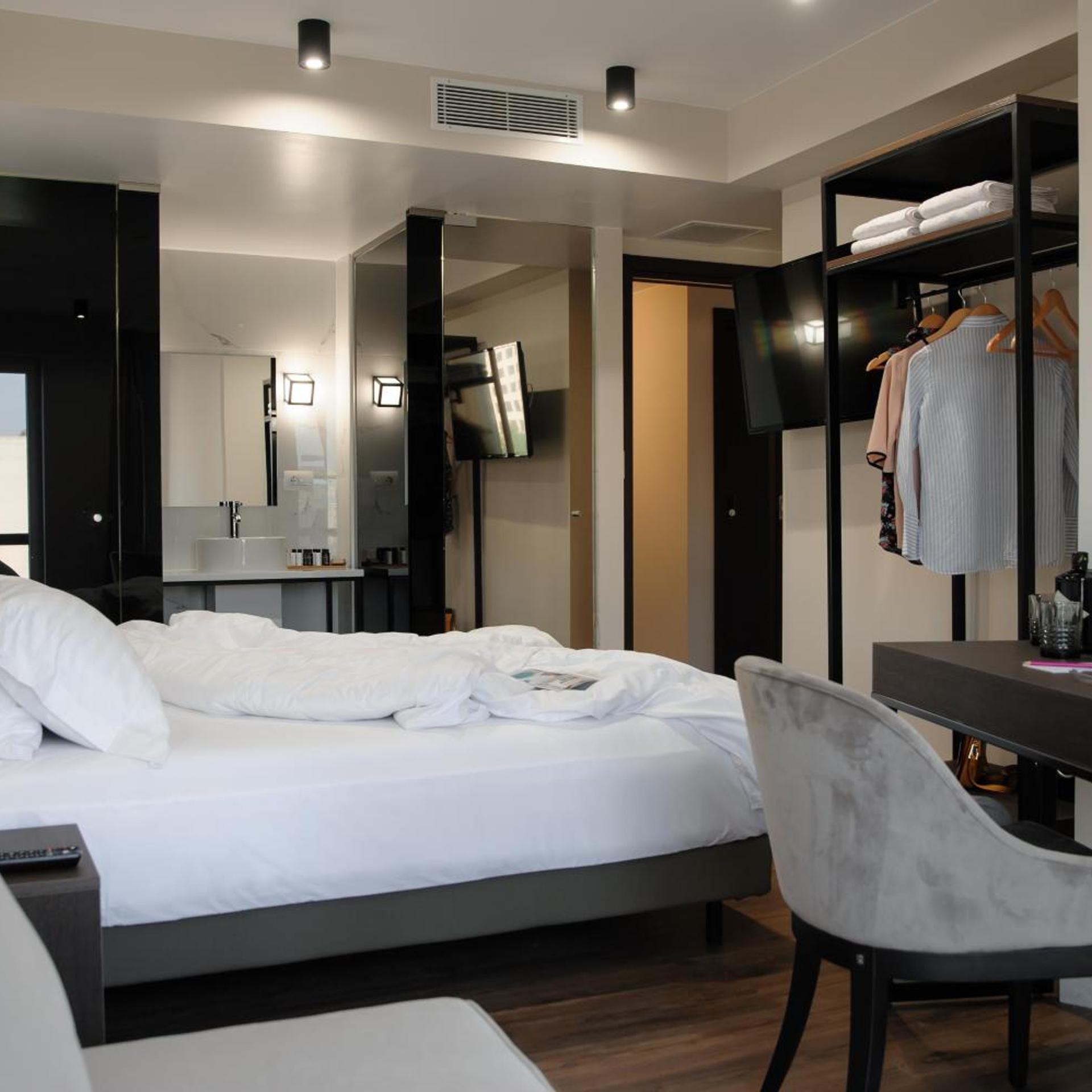 Superior, Studio, King Bed, Acropolis View، B4b Athens 365 Hotel 3/10