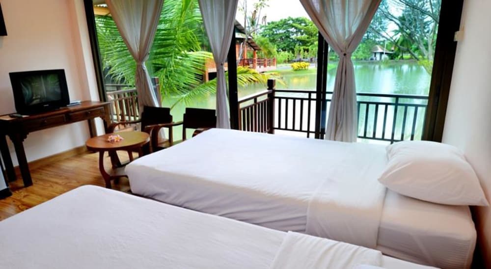 The Grand Jamjuree Resort Lamphun 10/26