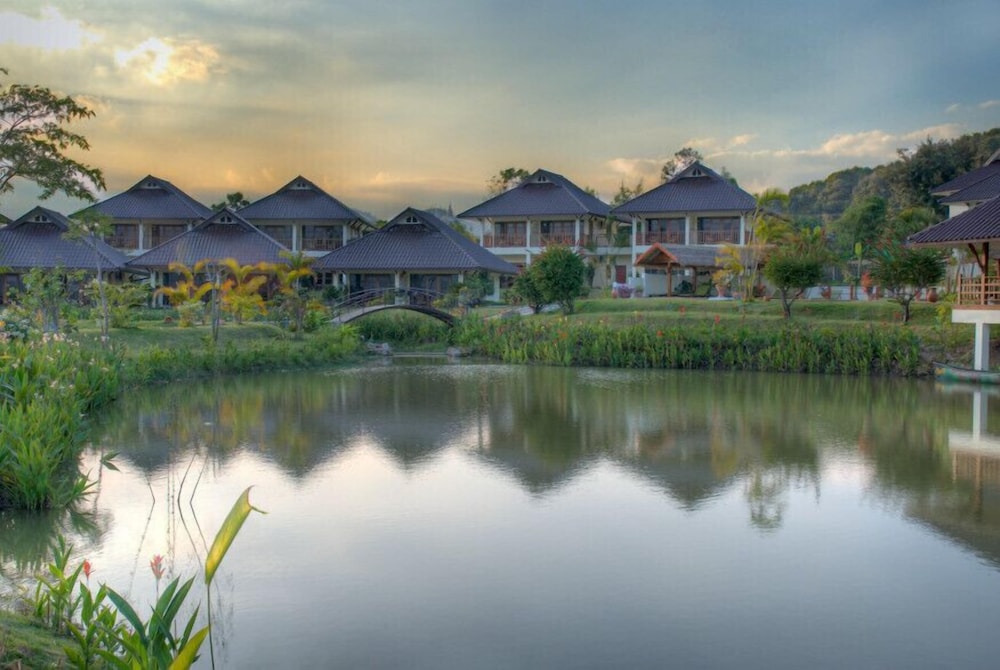 Maekok River Village Resort 40/55
