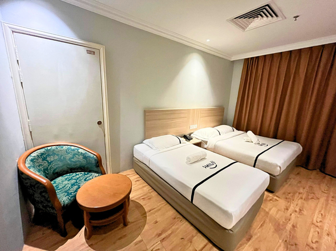 Sky Hotel Chow Kit PWTC 2/11