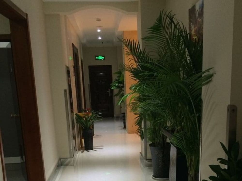 Greentree Inn Anhui Luan Huoqiu Jianxing Road Express Hotel