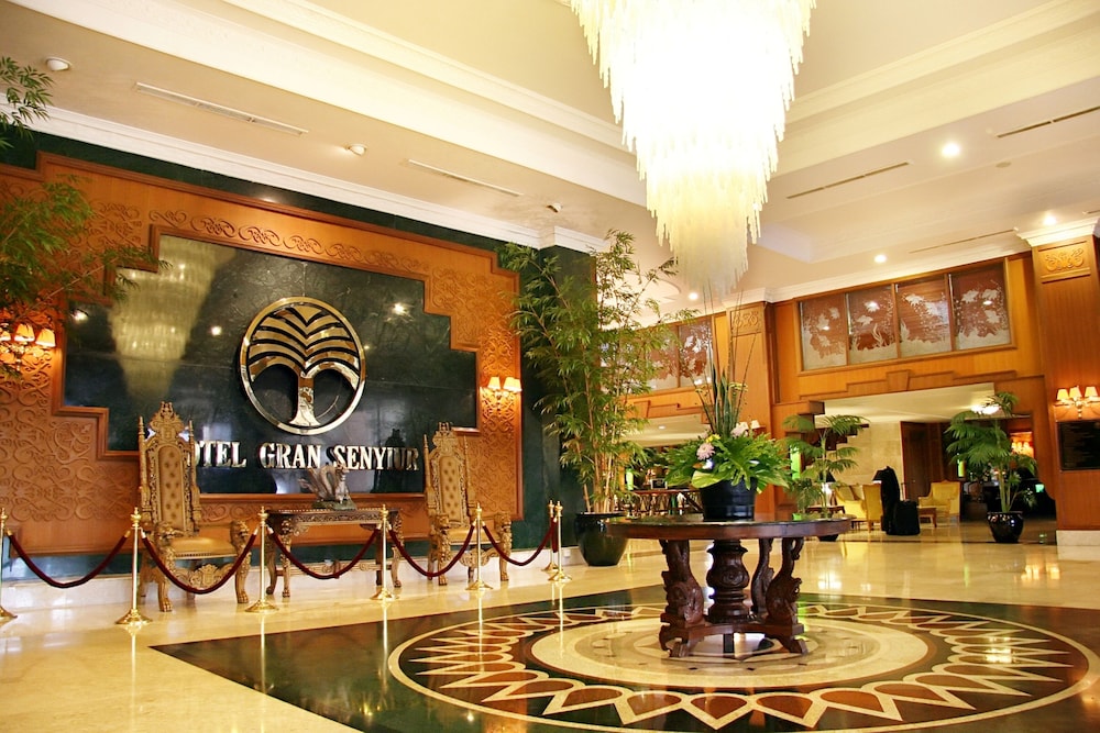 GRAN SENYIUR HOTEL 25/38