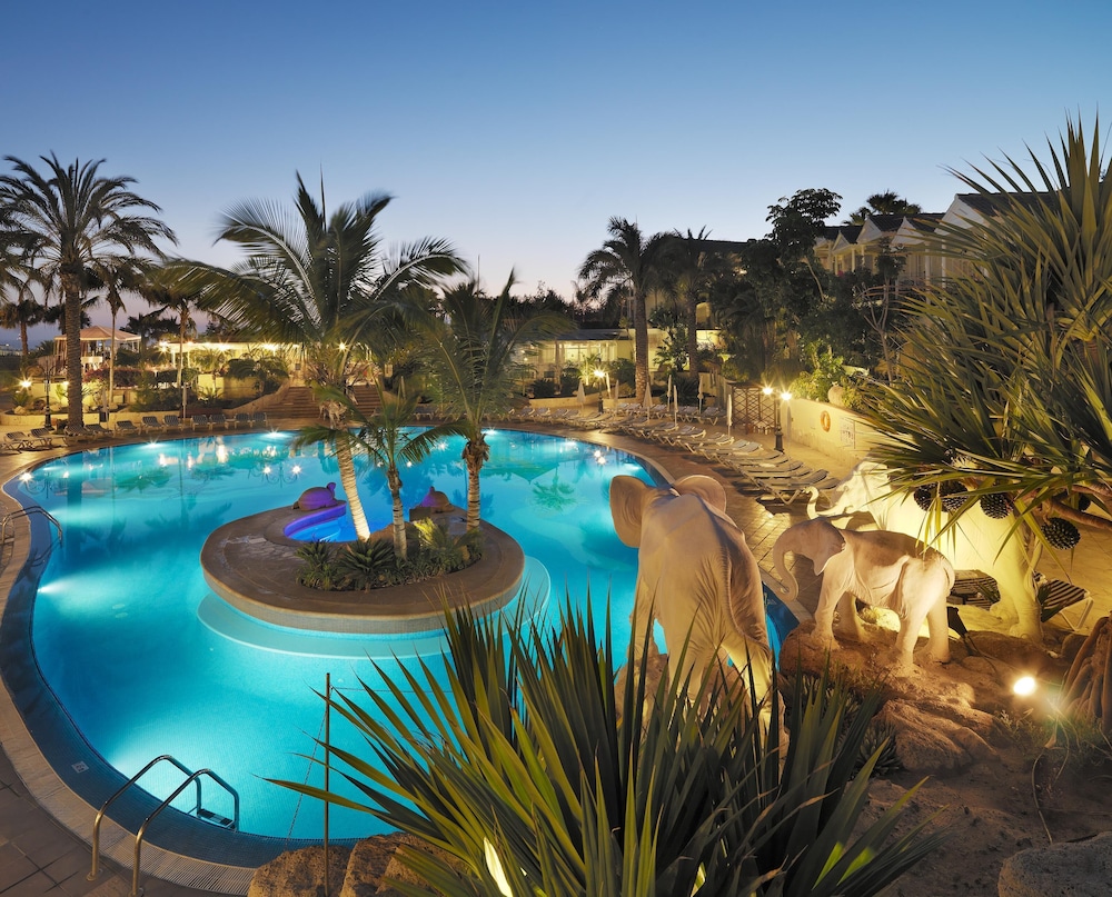 Gran Oasis Resort 56/58