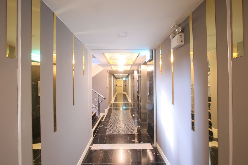 Pratunam Atrium Hotel 26/44