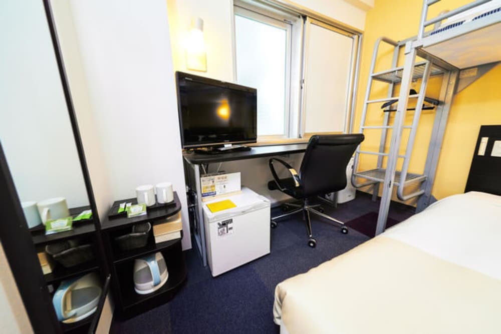 Super Hotel JR Shin-Osaka Higashiguchi 42/50