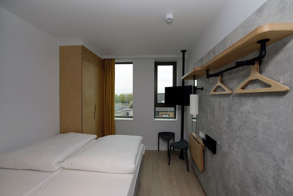 Ibis Budget Gent Centrum Dampoort 23/63