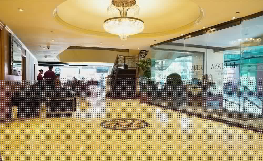 Berjaya Makati Hotel 8/72