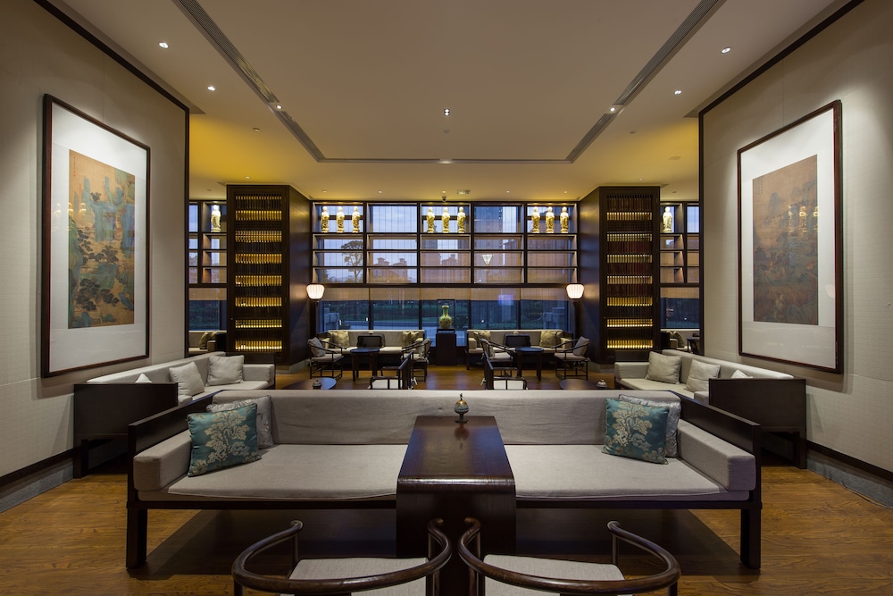 Amitabha Hotel 29/47