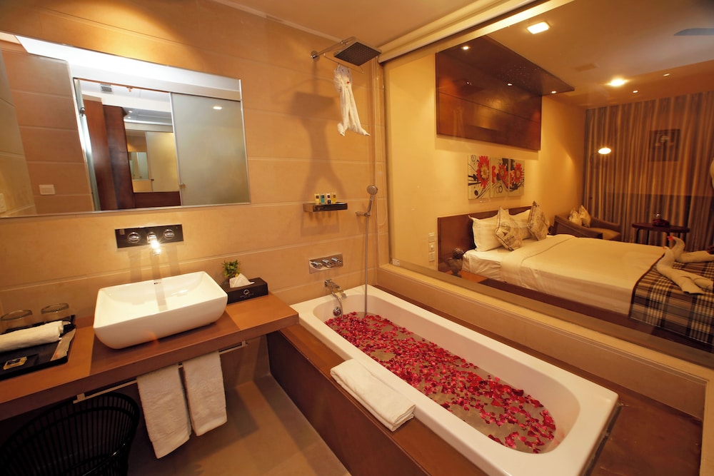 Grand Xenia Ajmer 11/35