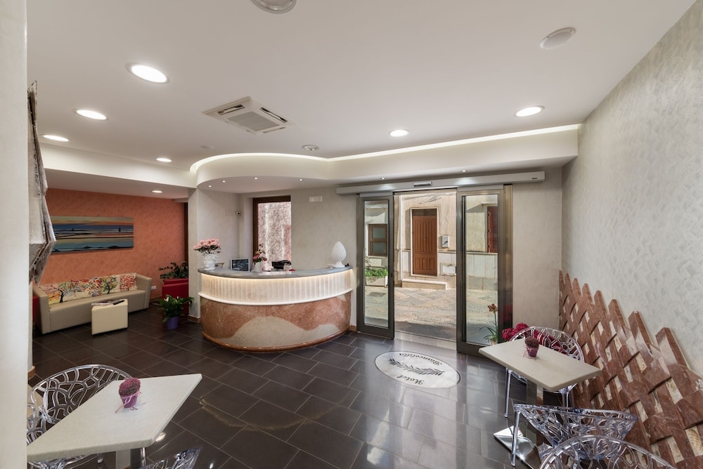 Hotel Biancolilla 4/40