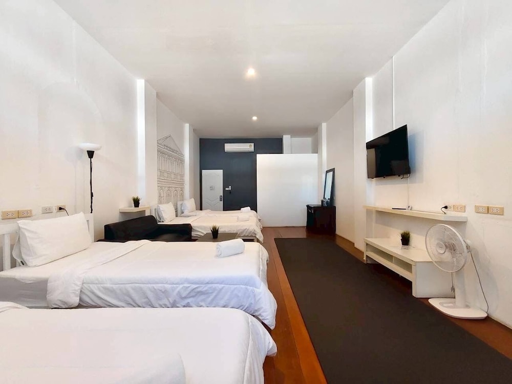 Chino Town Gallery Hostel 25/58