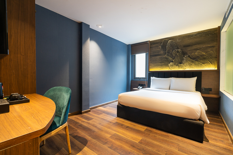 Deluxe, Double Bed, Bathtub, Nicecy Hotel Suites Spa 2/3