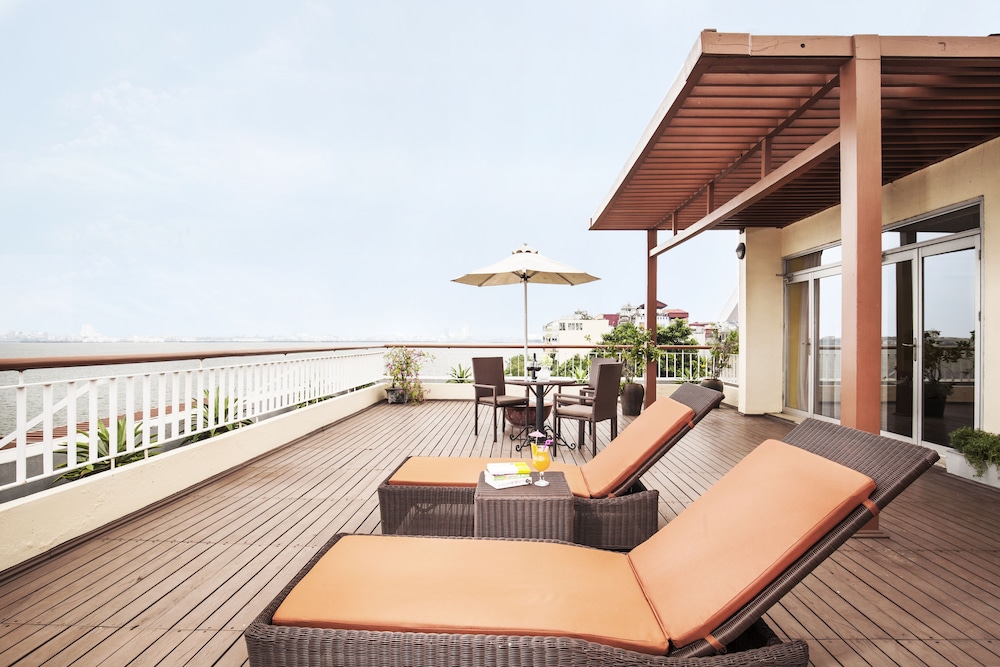Wil'que Westlake Hotel & Residences 25/50