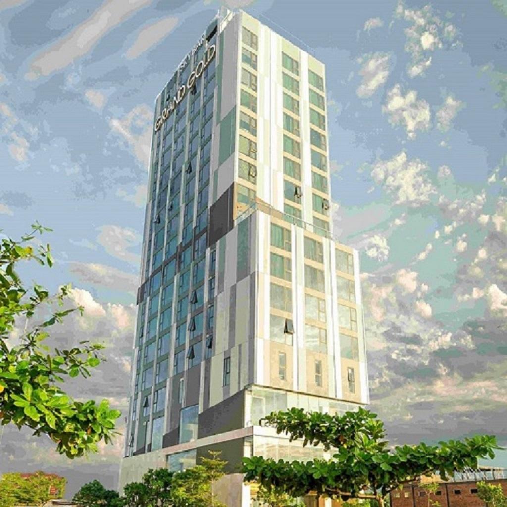 Deluxe, Triple, City and Sea View