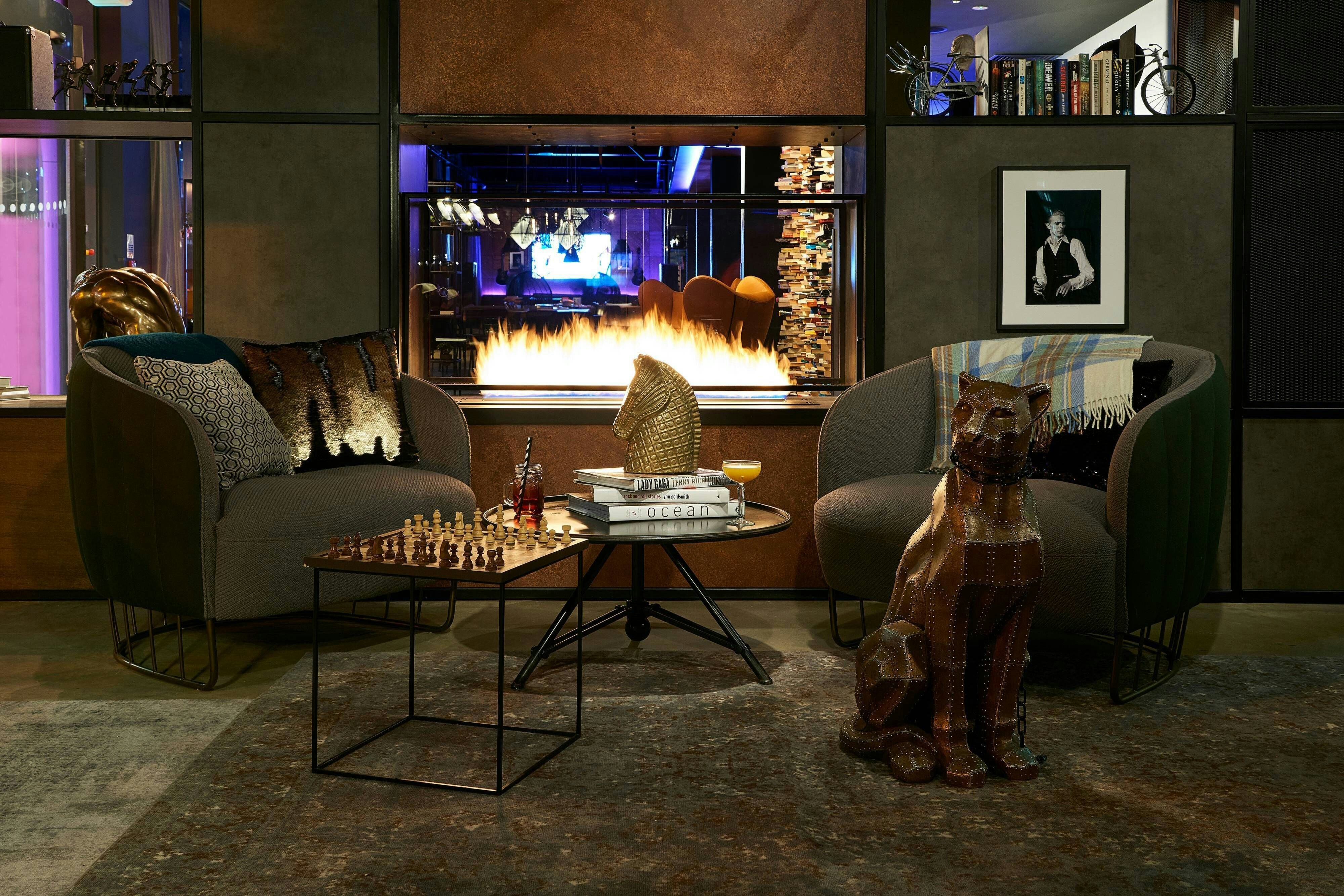 Moxy Edinburgh Airport 8/12