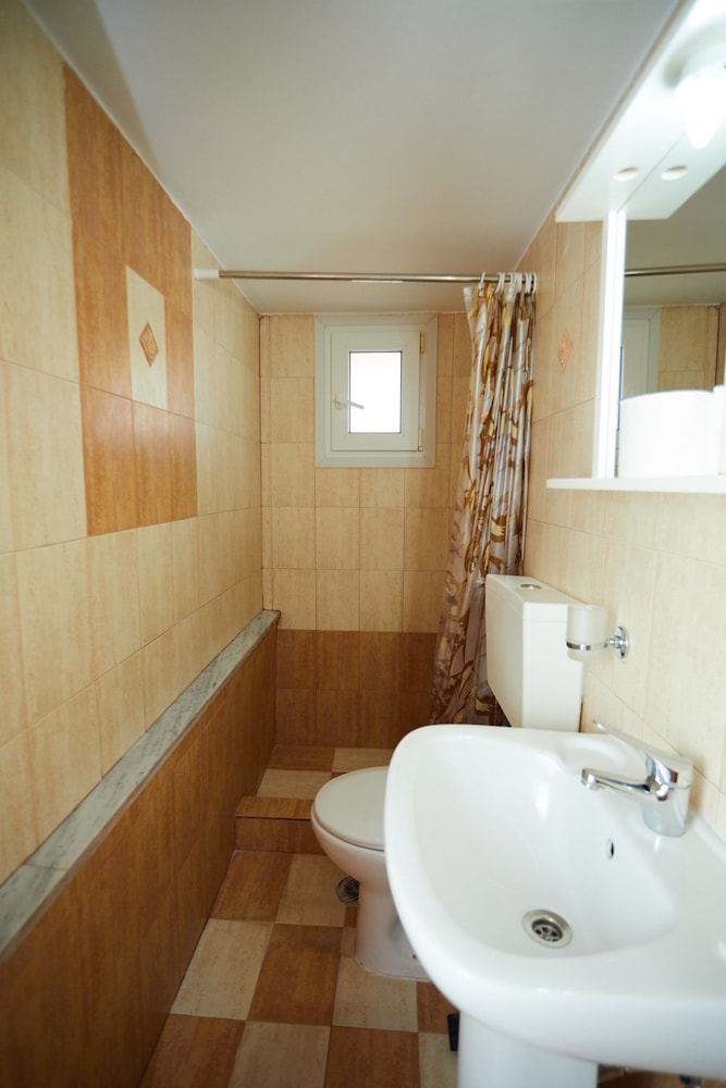 Aegean Sea Rooms 28/32