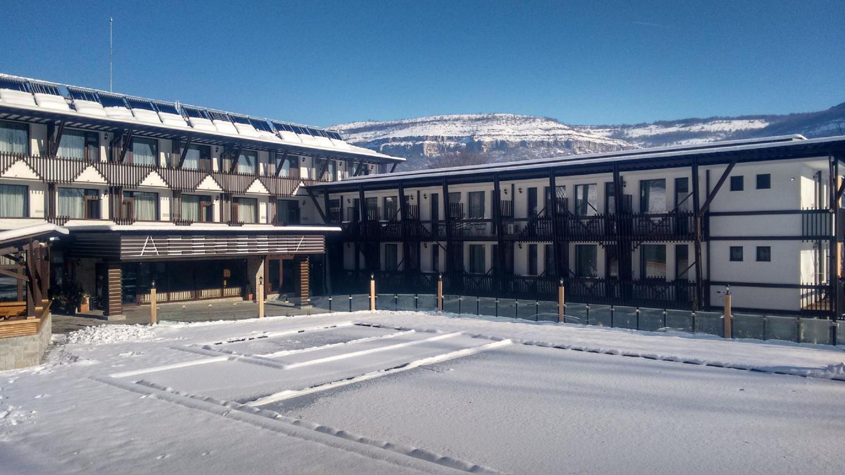 Park Hotel Asenevtsi 5/50