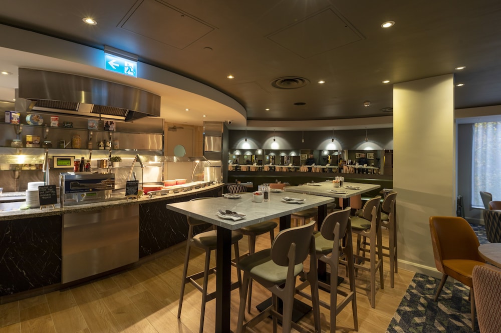 Holiday Inn London - Regent's Park by IHG 58/77