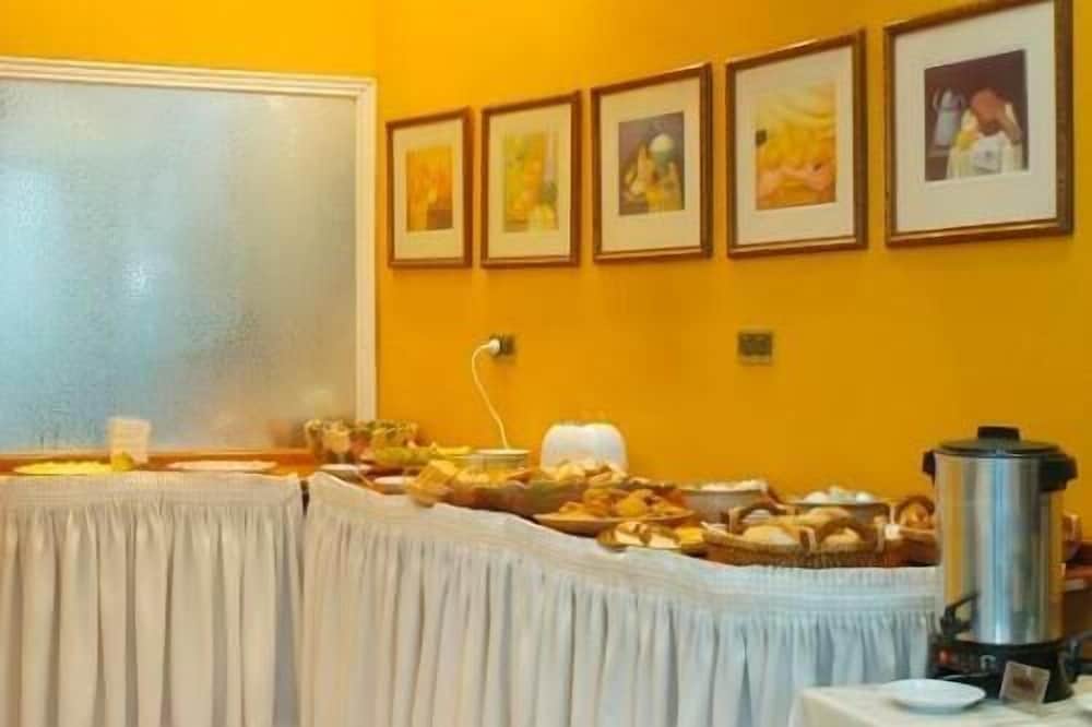 Hotel Provincial 7/24