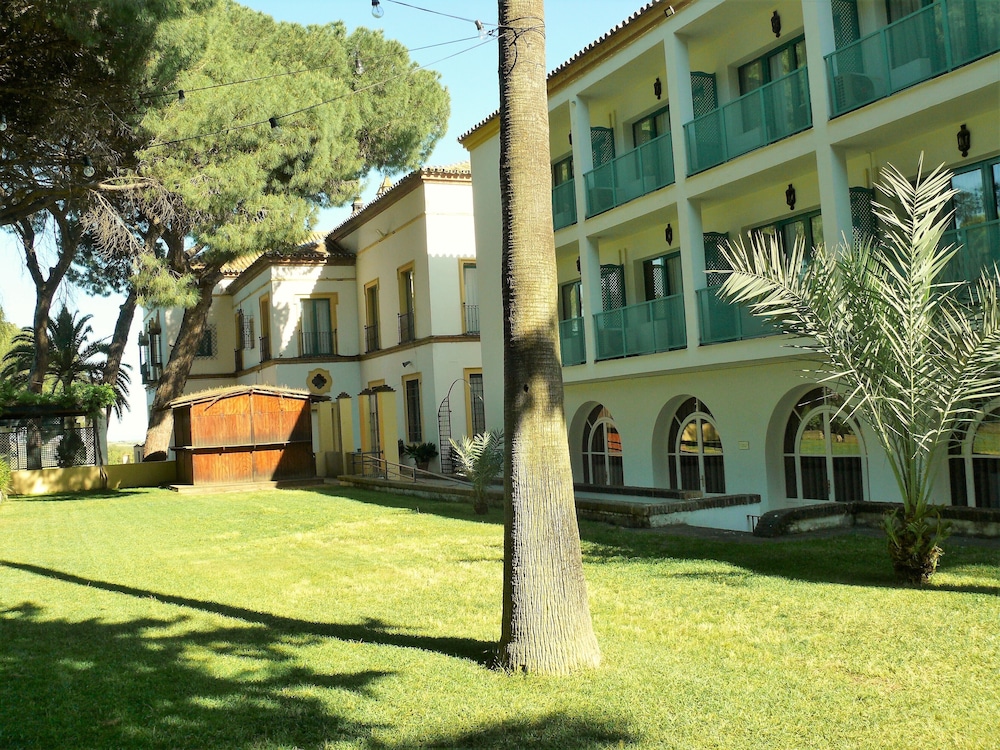 Hotel Oromana 72/75