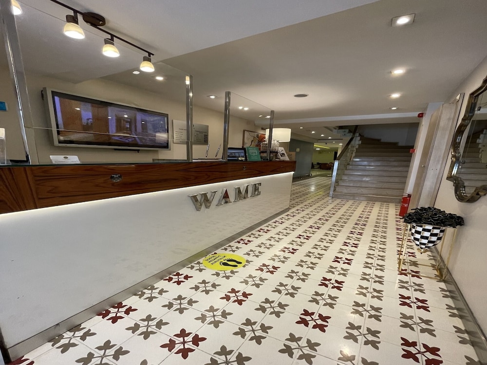 Wame Suite Hotel 12/85