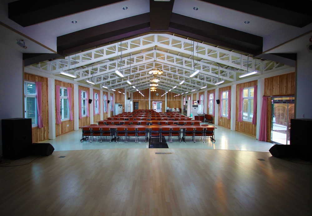 Jeju Ts Youthhostel Resort 4/34
