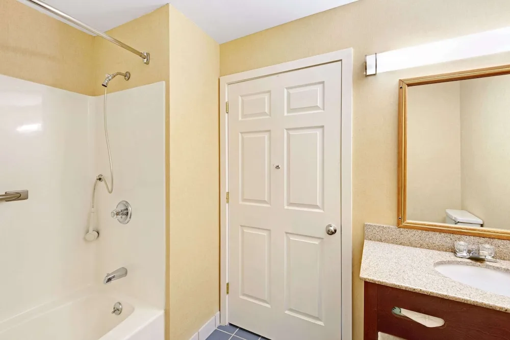 Ramada by Wyndham Kittery 26/27