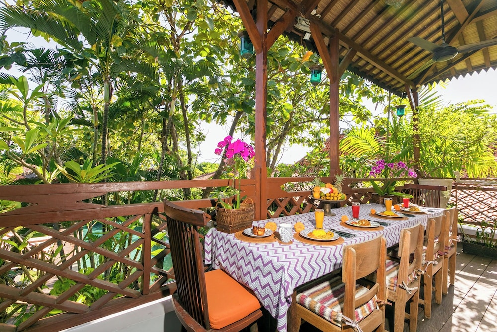 Villa Kampung Kecil 59/78