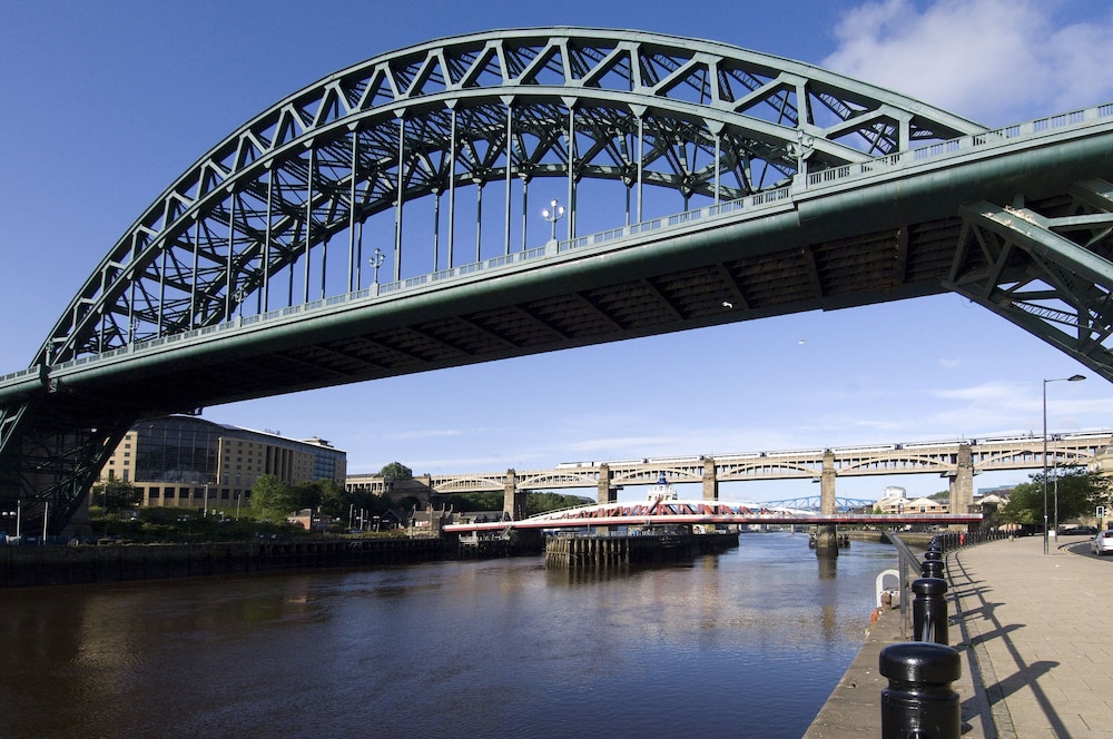Premier Inn Newcastle City Centre (Quayside) 33/35