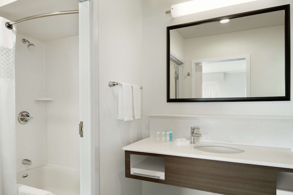 Hampton Inn & Suites St. Louis/Alton Il 10/34