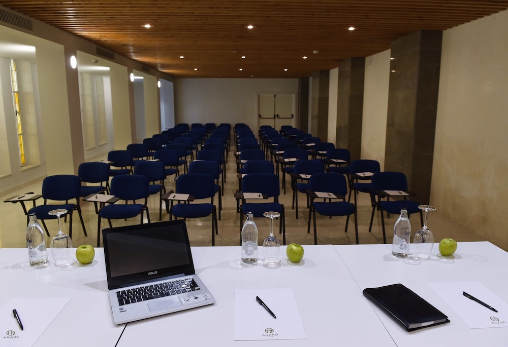 HOTEL AGARO CHIPIONA 23/29