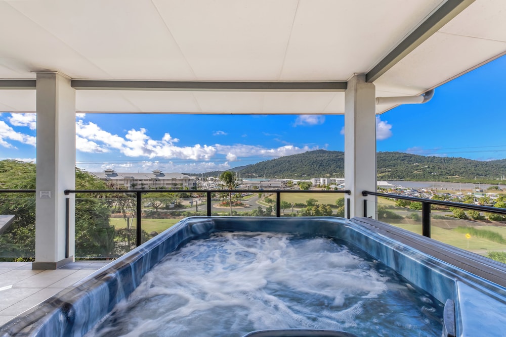 at Waterfront Whitsunday Retreat - Adults Only 13/33