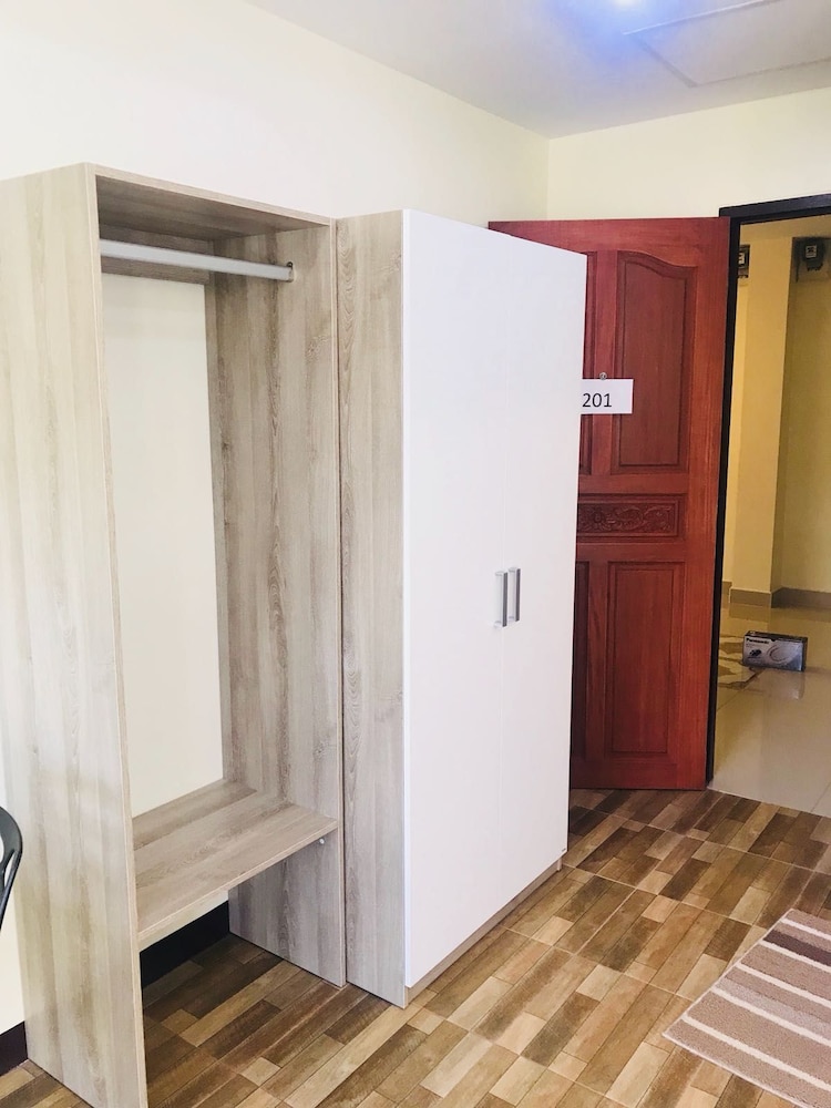 Sab Residence 7/30