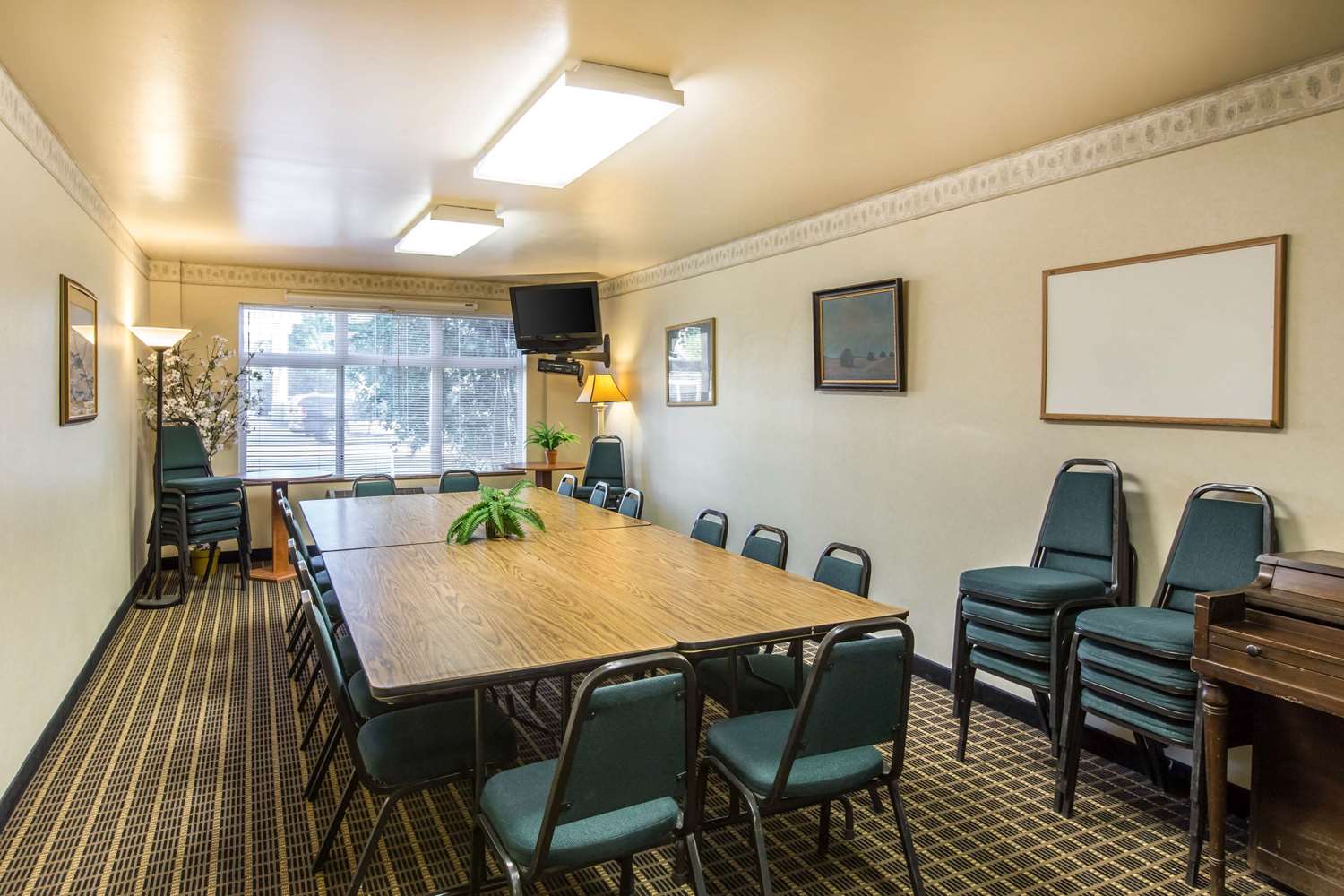 Quality Inn & Suites Silverthorne - Copper Mountain 13/21