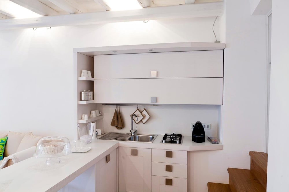 Suite Home Trani 8/50