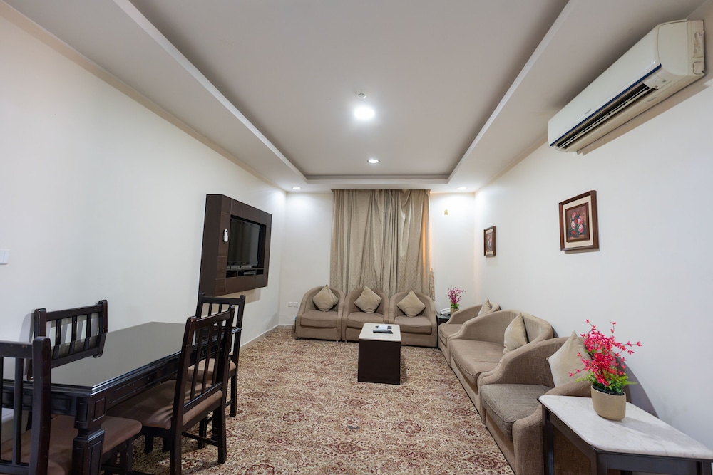 ريست نايت للأجنحة الفندقية النفل(Rest Night Serviced Apartments - AL Nafal) 53/72
