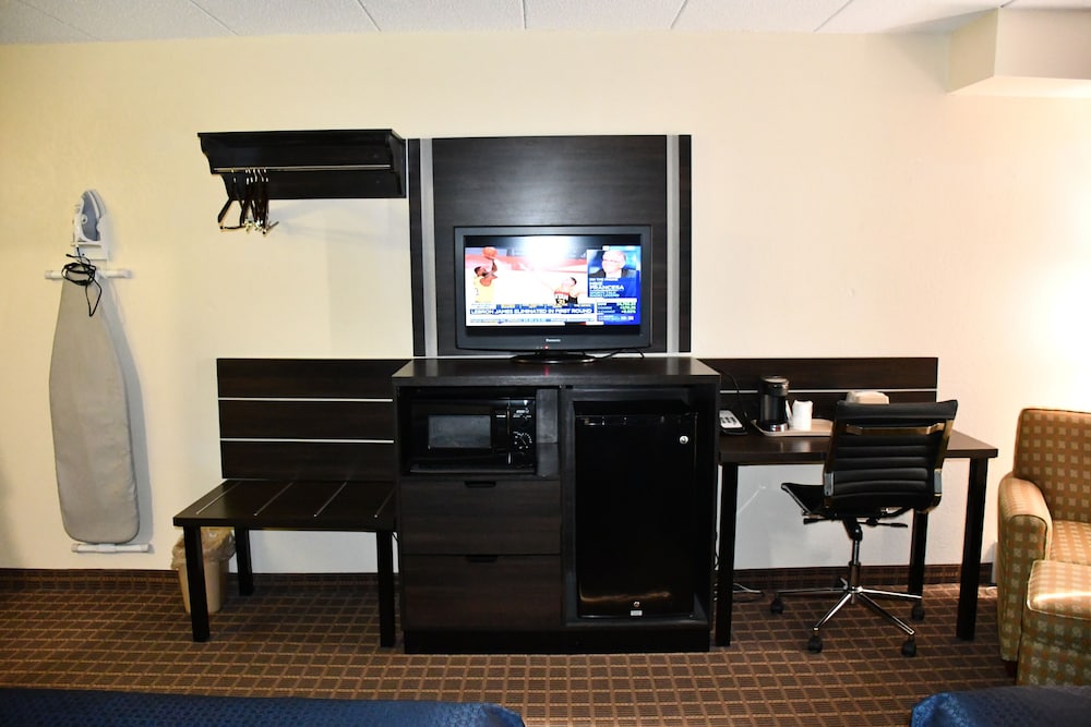Stillwater Inn Suites 41/50