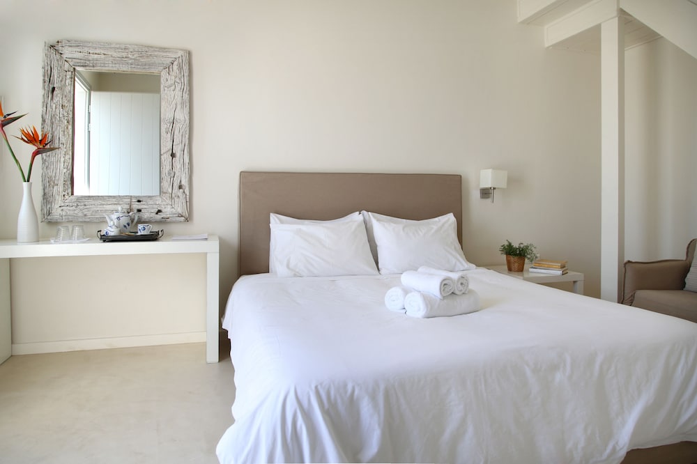 AMMOS HOTEL 21/77